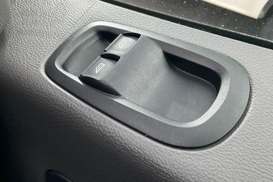Ford TRANSIT Photo autoimg-e77f8c1b4899b3c4aa6c4c23c297c27773f55552.jpg