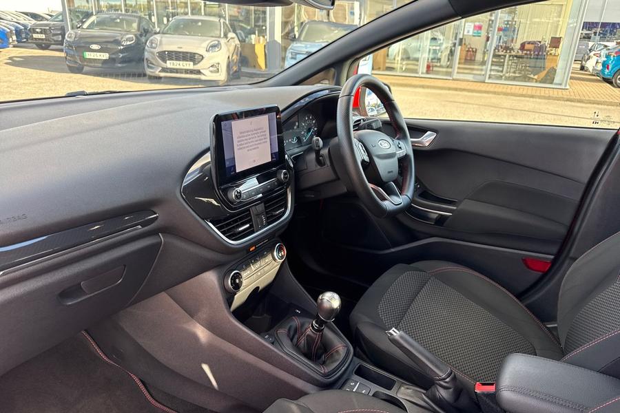 Ford FIESTA Photo autoimg-e77f9ae820ee5b25bc6885a6bde2289ef769d235.jpg