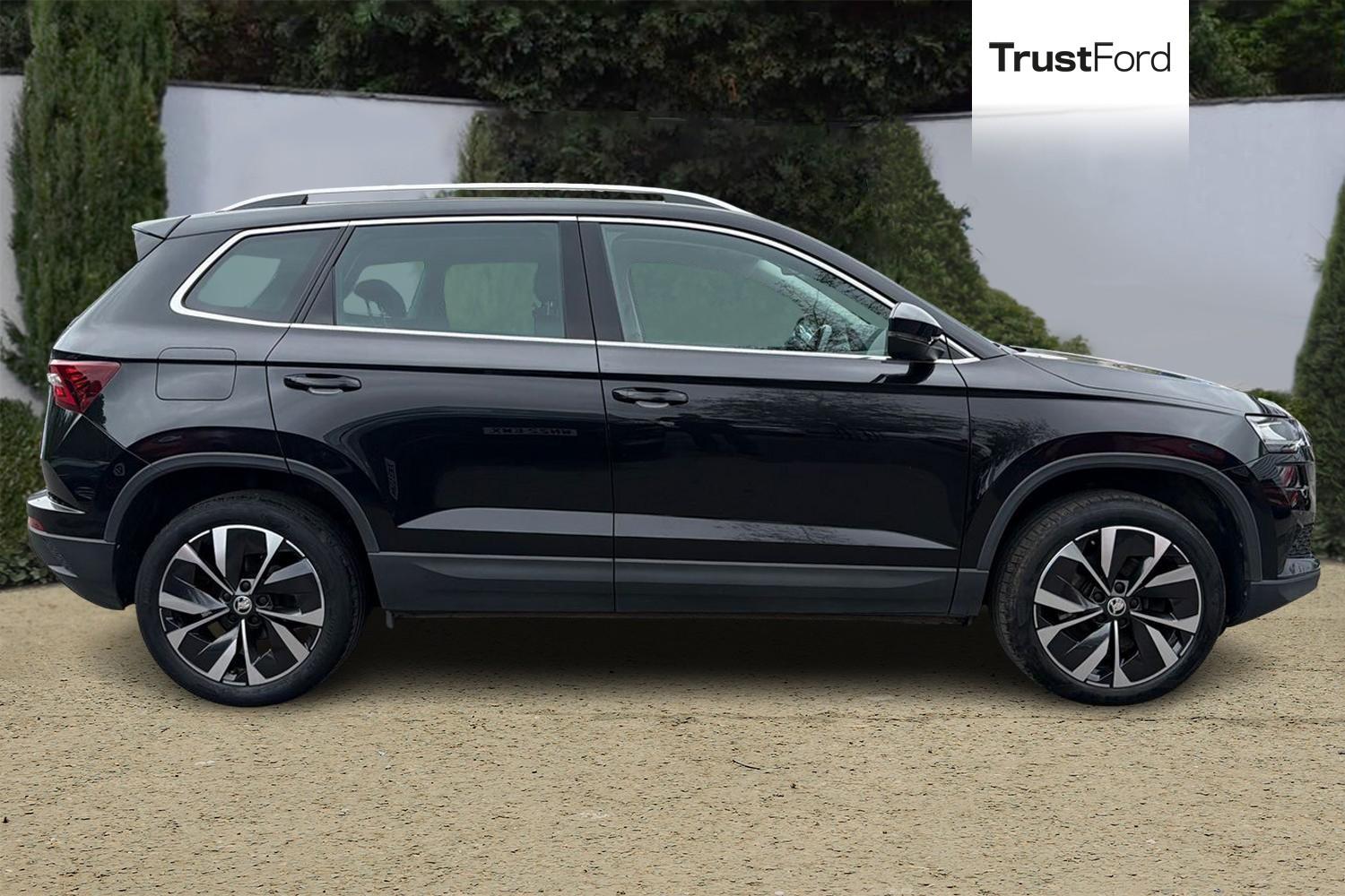 Skoda KAROQ Photo 2