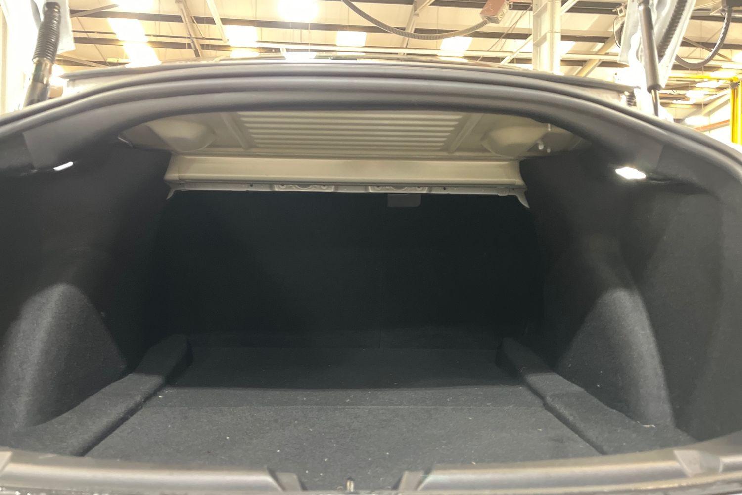 TESLA MODEL 3 Photo 20