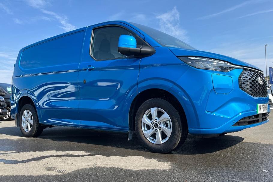 Used Ford E-TRANSIT CUSTOM YM75PKE 35