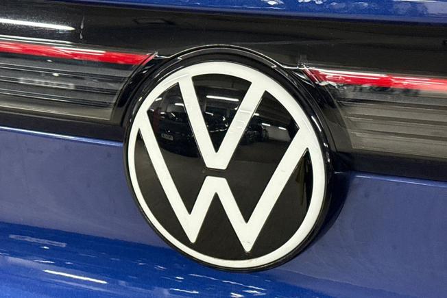 VOLKSWAGEN ID.4 Photo 34