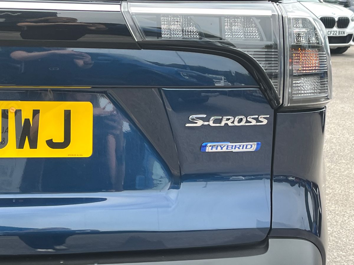 Suzuki S-Cross Photo 19
