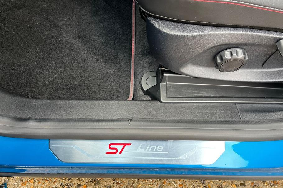 Used Ford PUMA WR25AHG 39