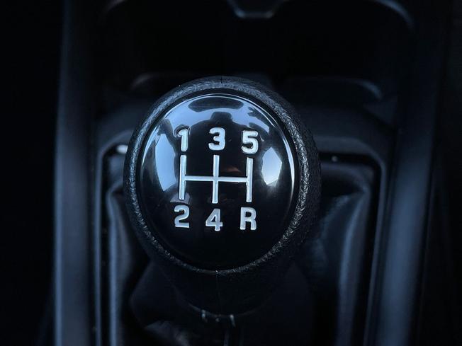 SUZUKI Swift Photo 43