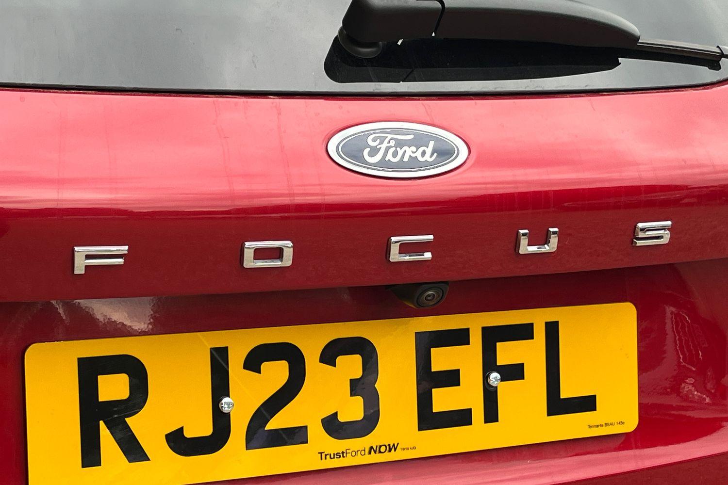 Ford FOCUS Photo 39