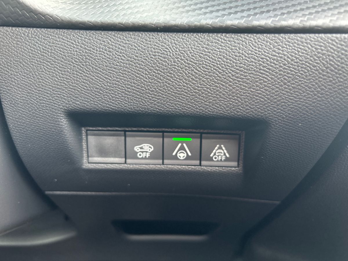 Peugeot 2008 Photo 23
