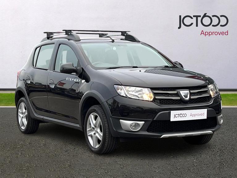 Used 2014 DACIA Sandero Stepway 0.9 TCe Laureate Hatchback 5dr Petrol Manual Euro 5 (90 ps) Black at JCT600