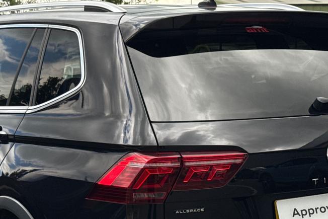 VOLKSWAGEN Tiguan Allspace Photo 50