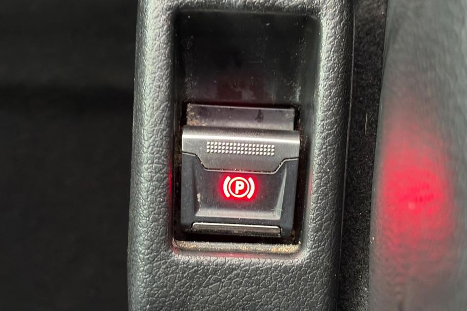 Used Vauxhall Vivaro FL22PCU 26