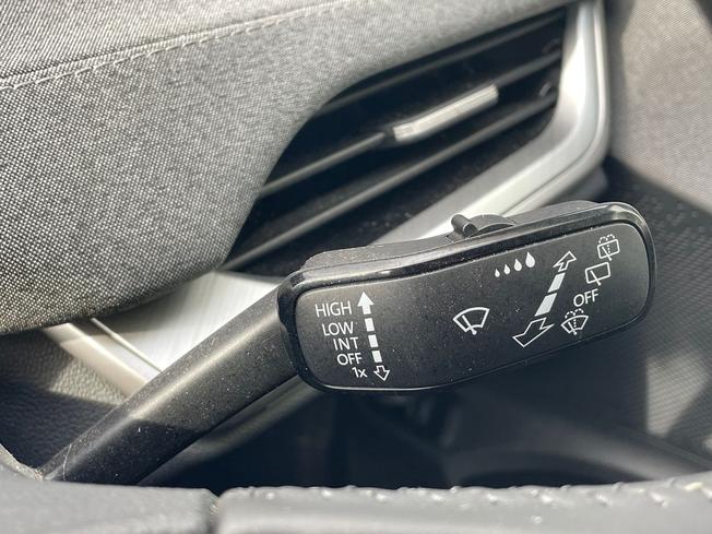 ŠKODA Enyaq Photo 38