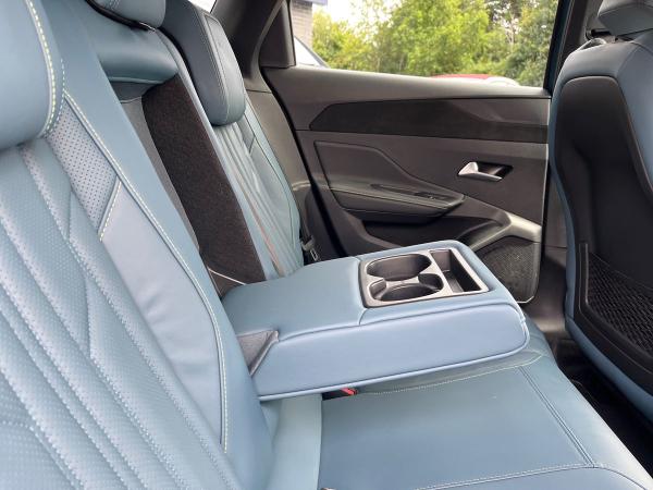 Peugeot 308 SW Photo autoimg-e7a1d9e84964426d538668071655ee4579efe610.jpg