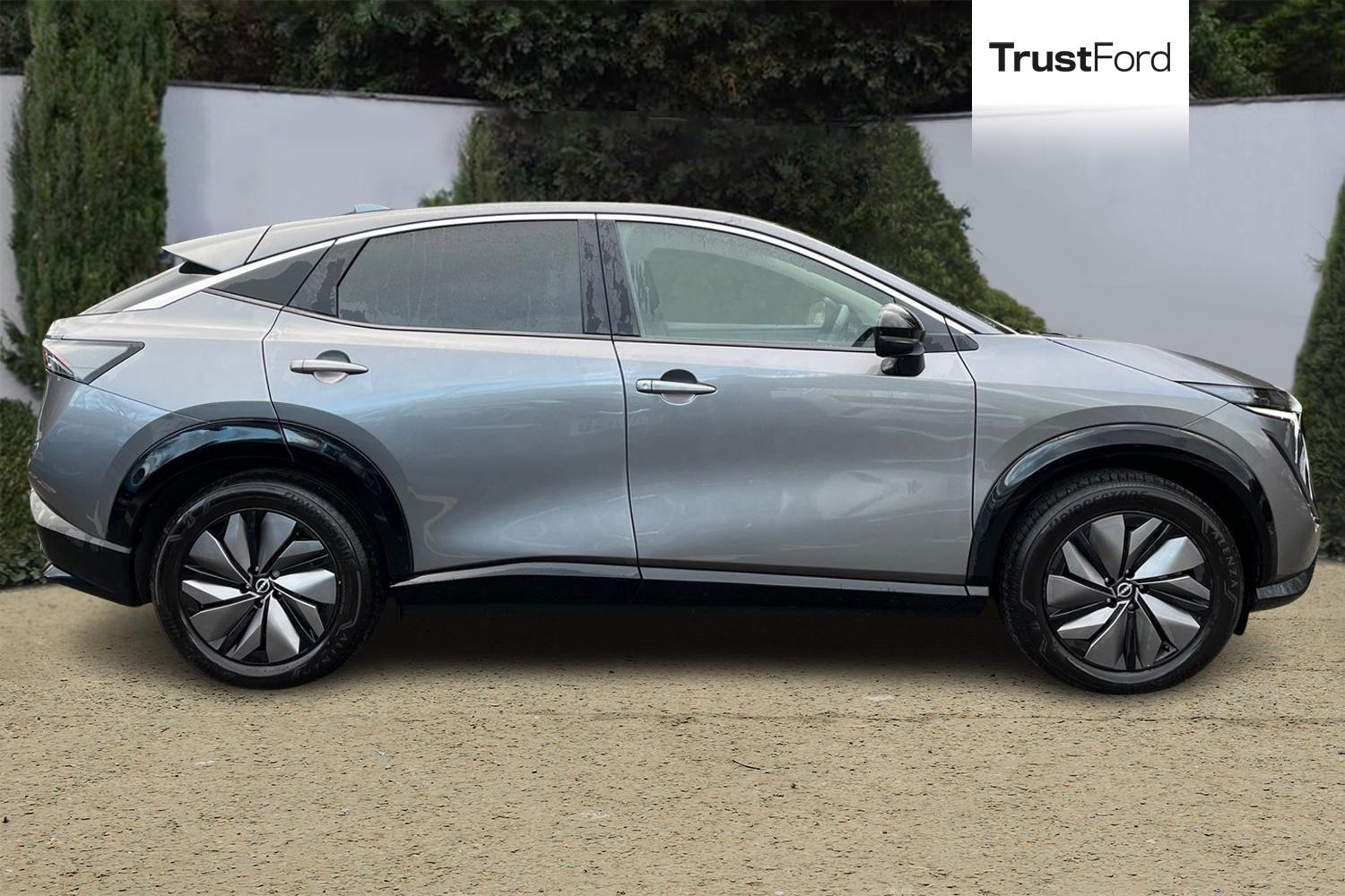 Nissan Ariya Photo 2