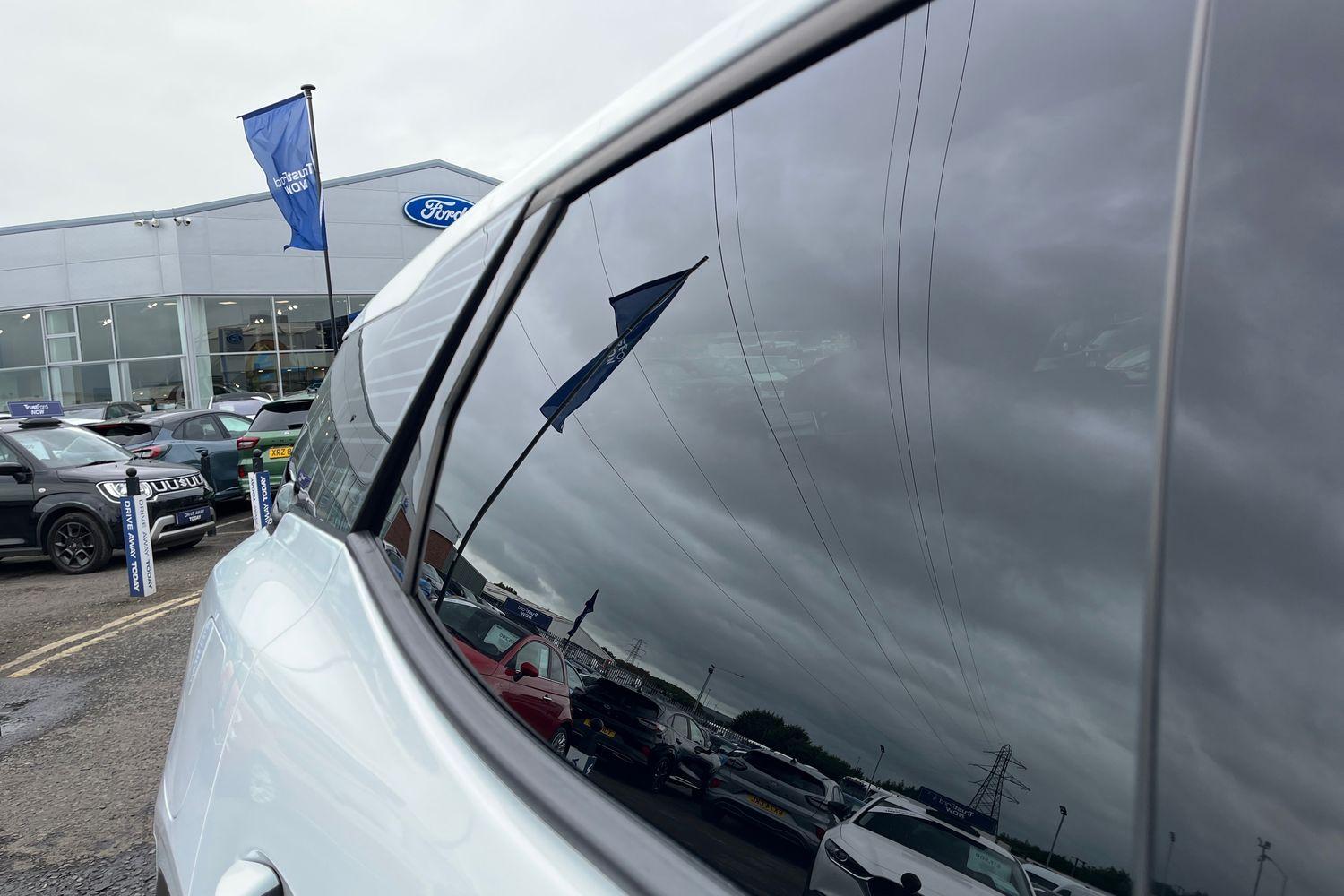 Ford Explorer Photo 34