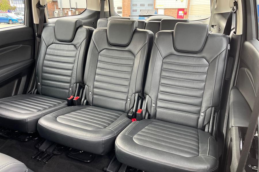 Ford Galaxy Photo autoimg-e7a5d9a7d8e2fe7c99fa07b8672690b786127000.jpg