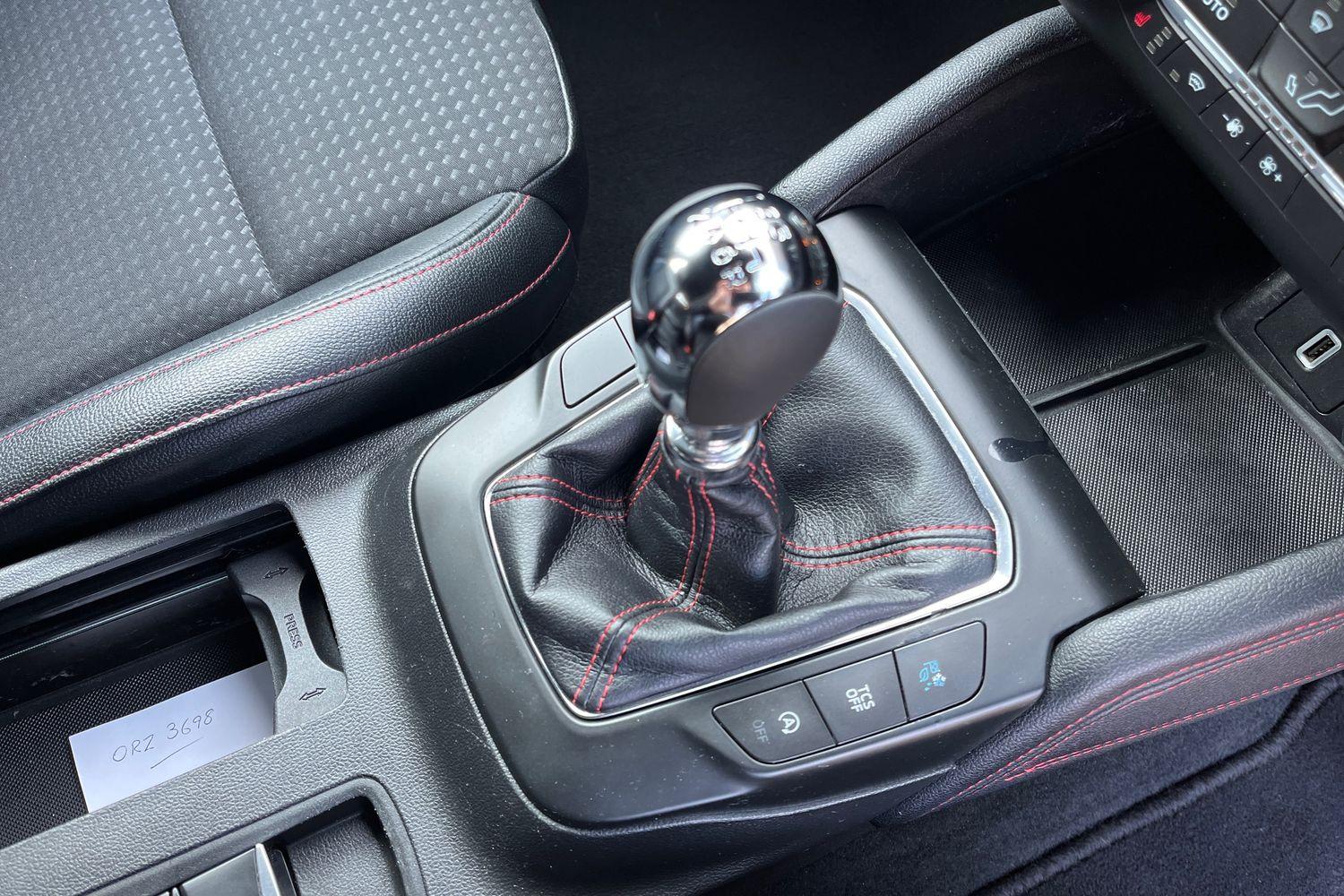 Ford FOCUS Photo 36