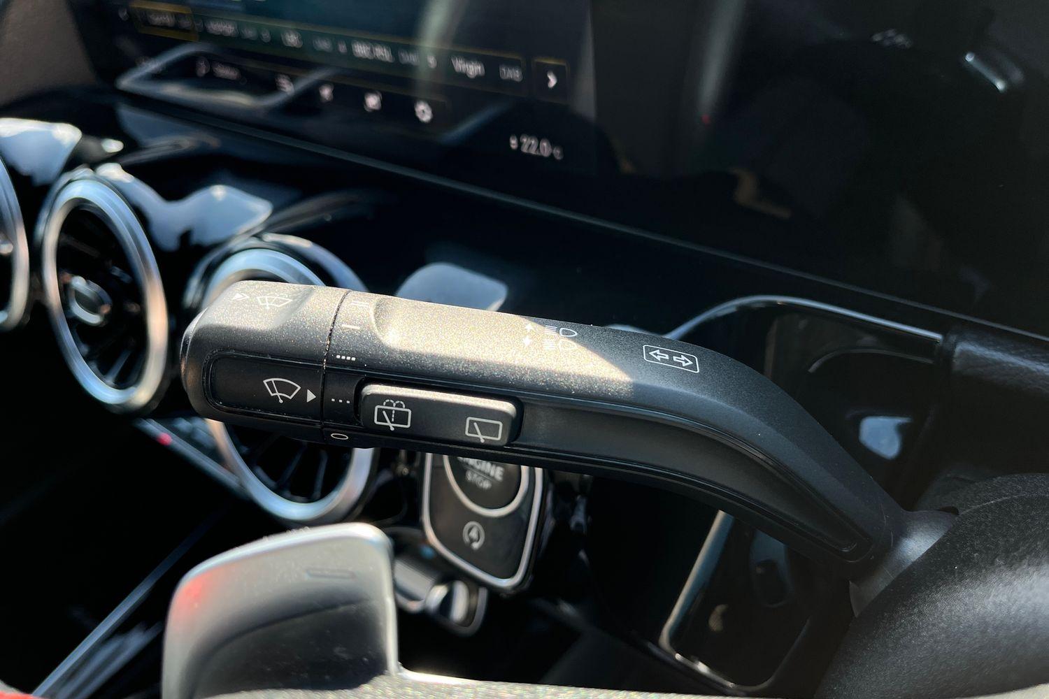 Mercedes-Benz GLA Photo 13