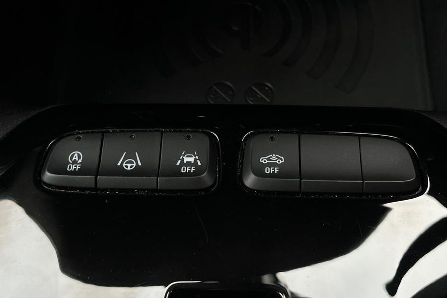 Vauxhall Corsa Photo autoimg-e7aaf9ac68cf917eb48689ff093460c664775cef.jpg