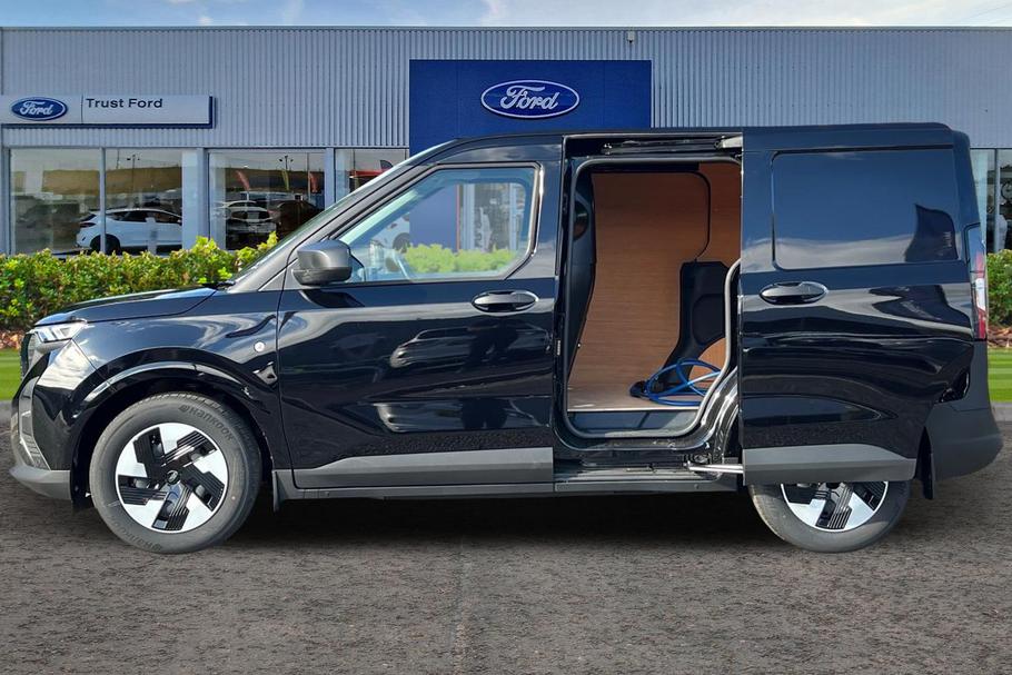 Used Ford E-TRANSIT COURIER 5