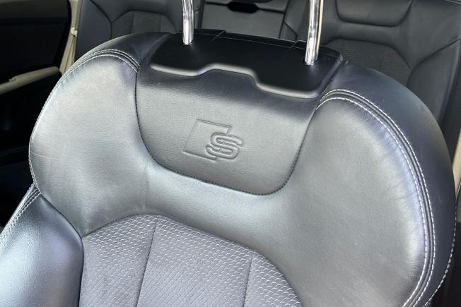 AUDI Q8 Photo 48