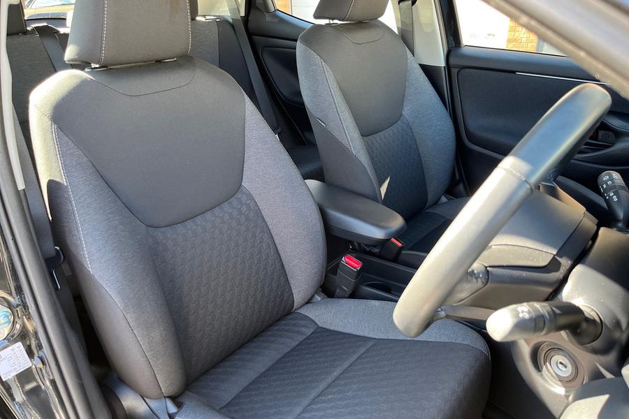 Toyota YARIS Photo autoimg-e7adb19ff3e5ac1214e5cb47305fa1659272492c.jpg