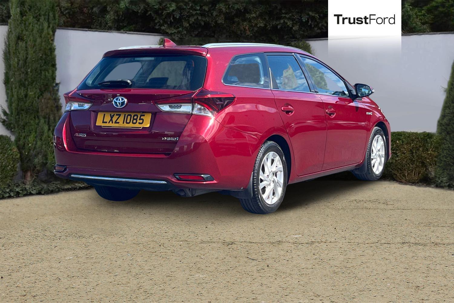 Toyota AURIS Photo 3