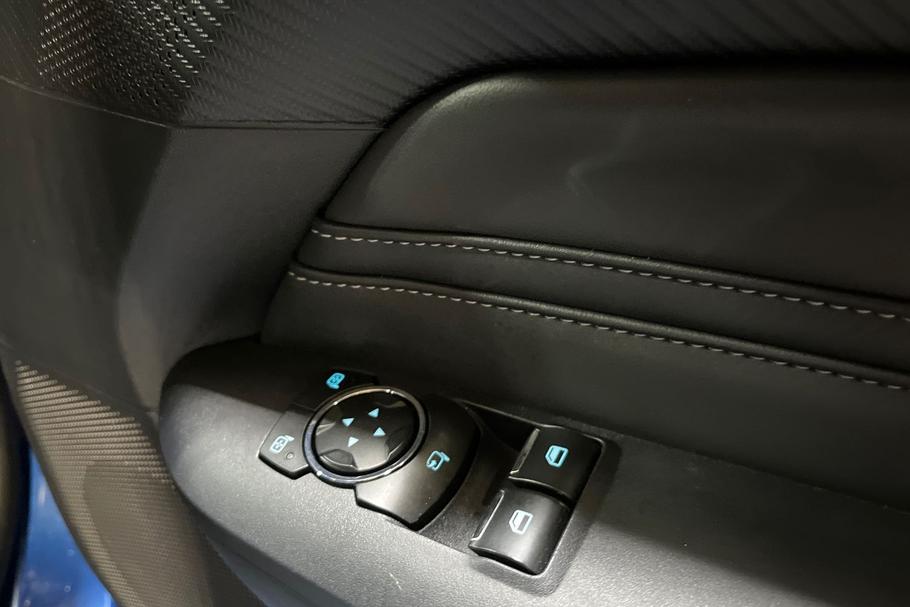 Used Ford MUSTANG UXZ5116 16