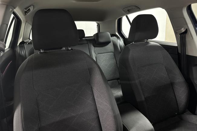 VOLKSWAGEN Golf Photo 28