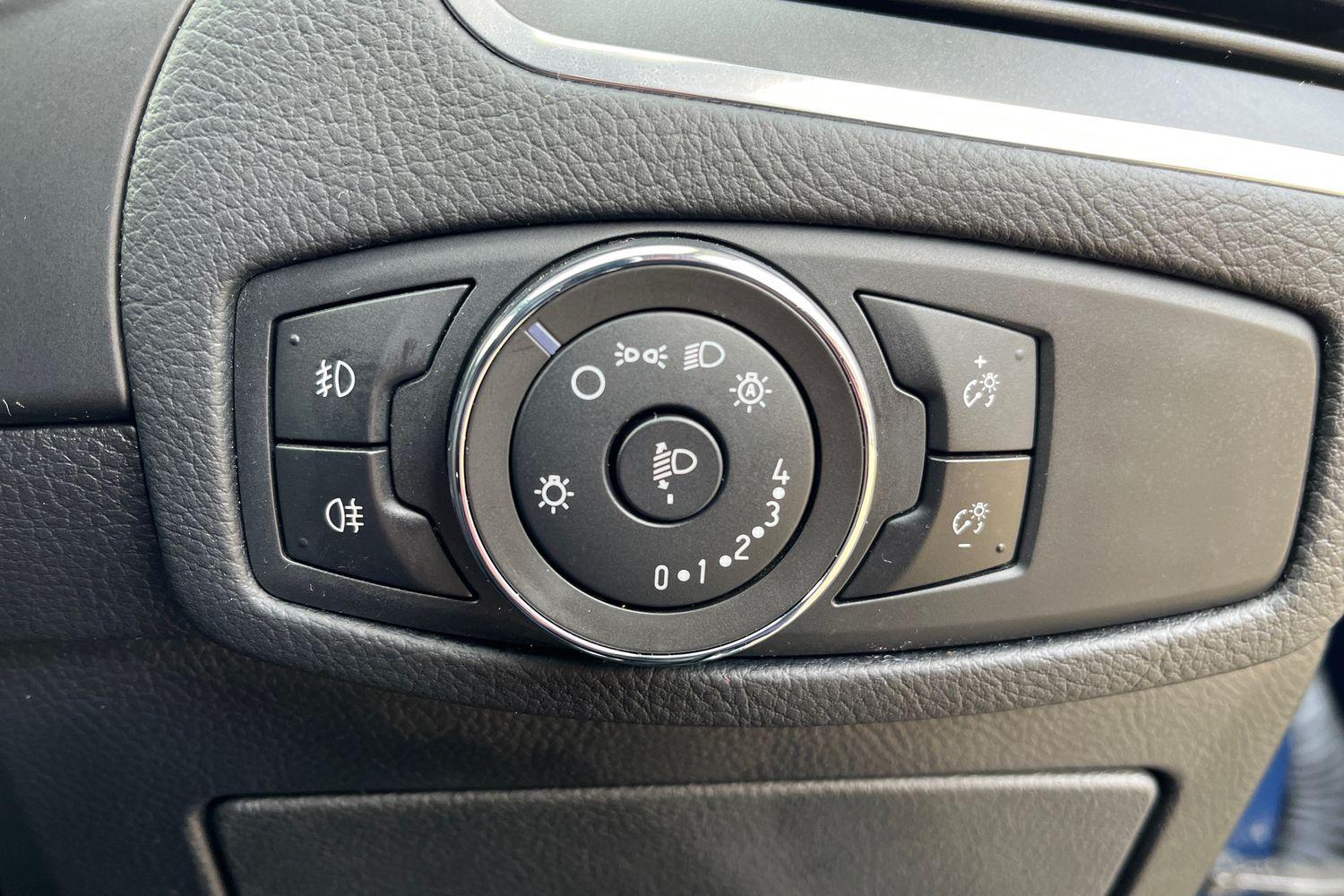 Ford S-Max Photo 30