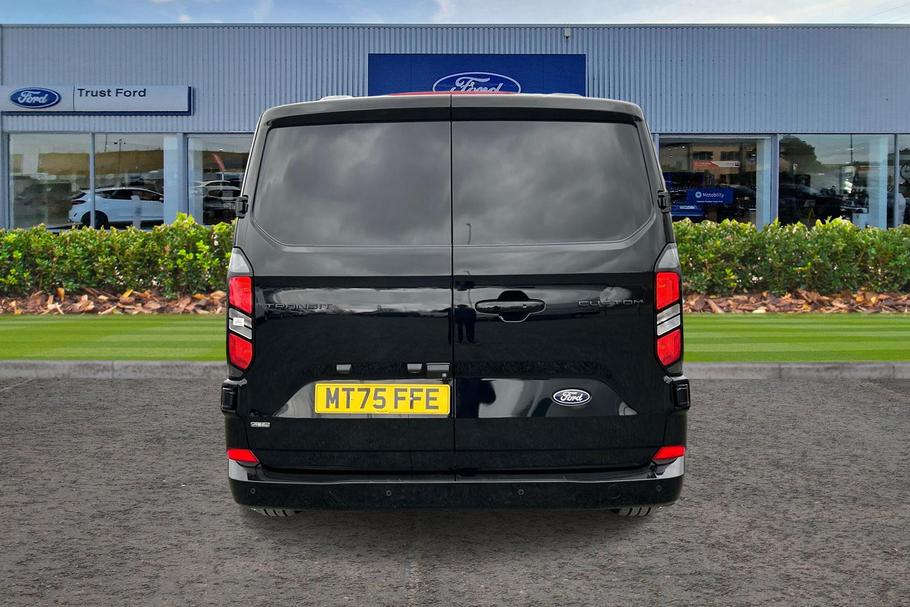 Used FORD TRANSIT CUSTOM MT75FFE 14