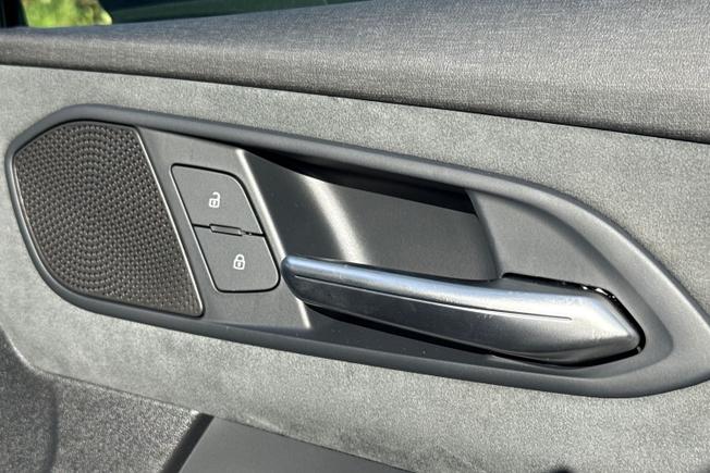 AUDI Q3 Photo 33