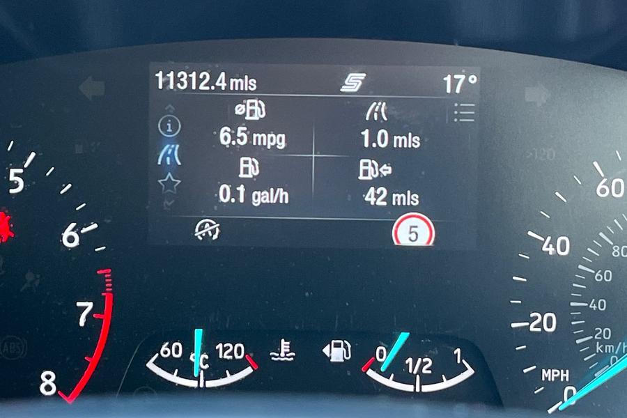 Ford FOCUS Photo autoimg-e7b7a7df63bf8dbd1d317a42802beba55d0176ca.jpg