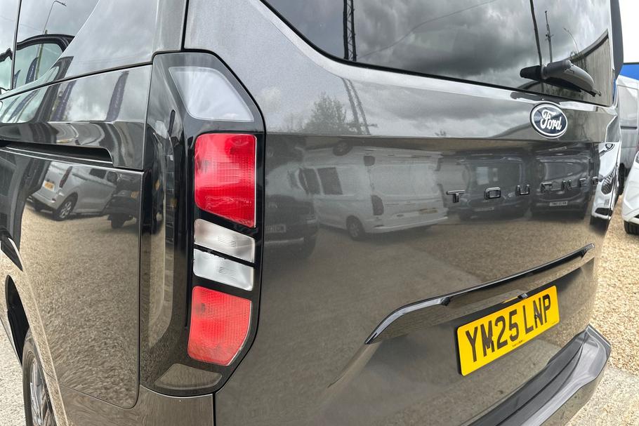 Used FORD TOURNEO CUSTOM YM25LNP 30