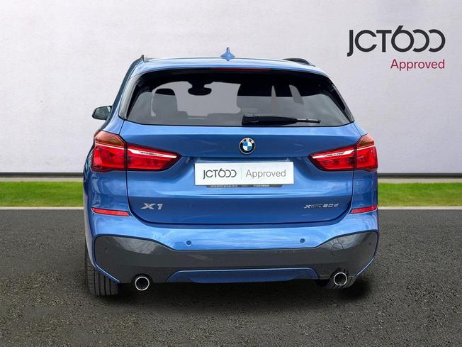 BMW X1 Photo 7