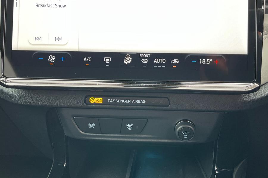 Ford PUMA Photo autoimg-e7c42347a7afec267dd409cfd3c6a14892a96dfa.jpg