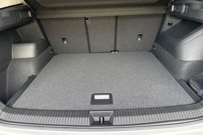 VOLKSWAGEN Tiguan Photo 12