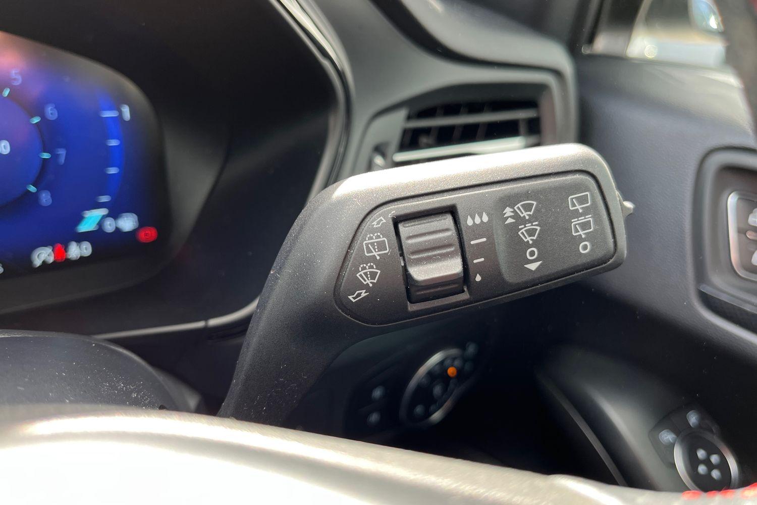 Ford FOCUS Photo 14