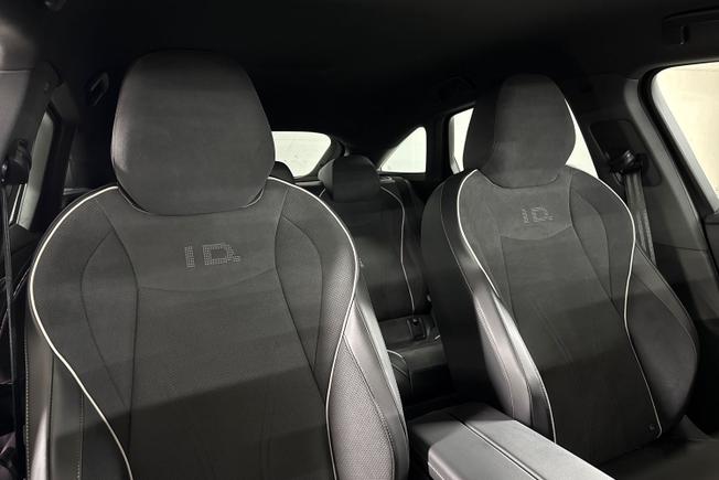 VOLKSWAGEN Id.7 Photo 32