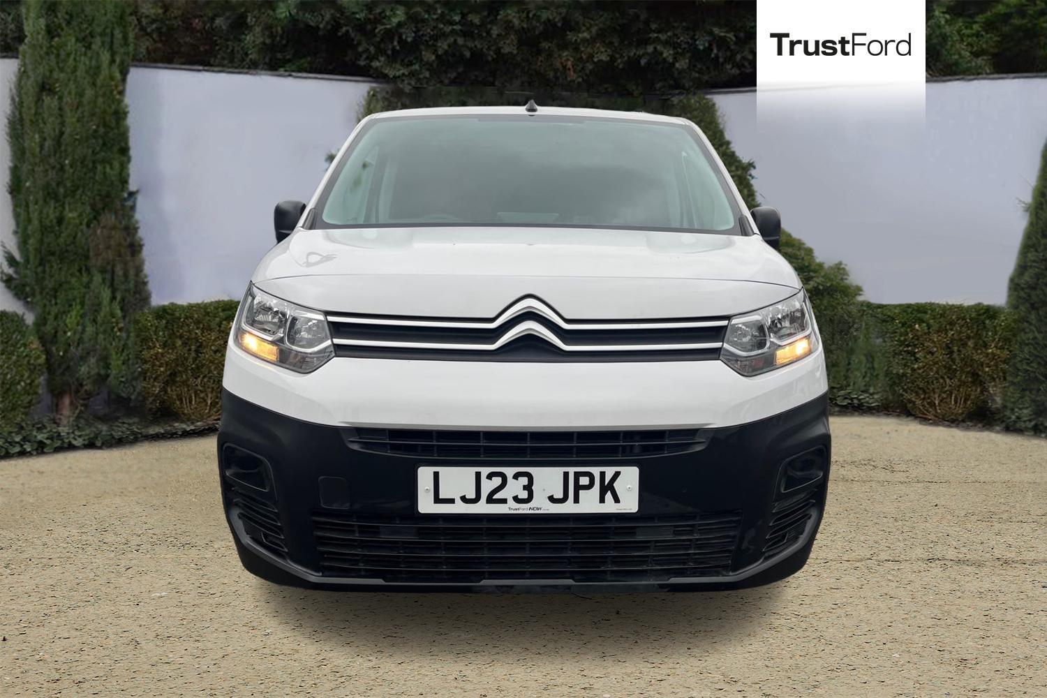 Citroen BERLINGO Photo 11