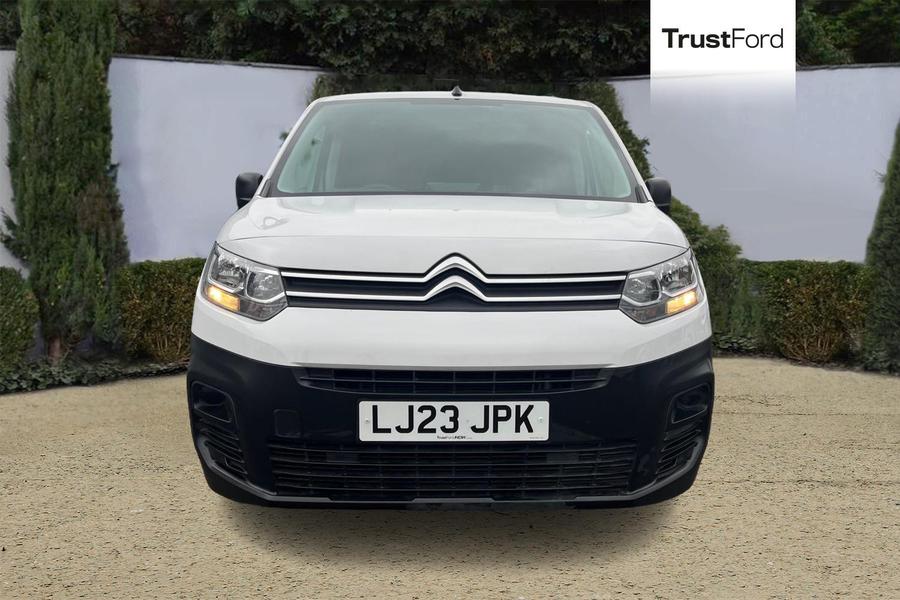 Citroen BERLINGO Photo autoimg-e7cd9a87b60f9e957bcccfba9665a6d8c5d13308.jpg