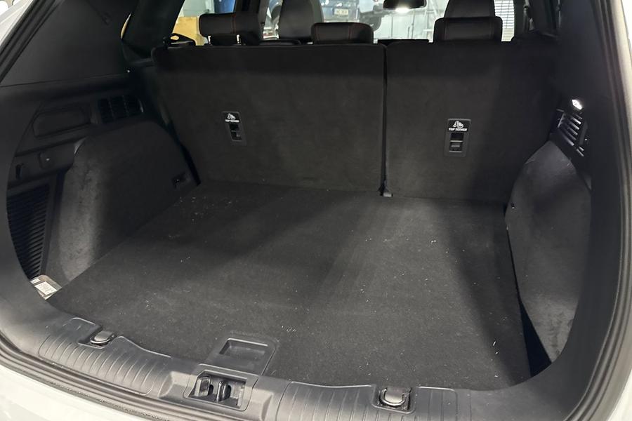 Ford Kuga Photo autoimg-e7cdda1175830de7fafab682806f9c273875d76f.jpg