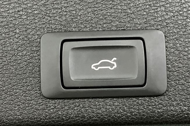 AUDI Q3 Photo 32