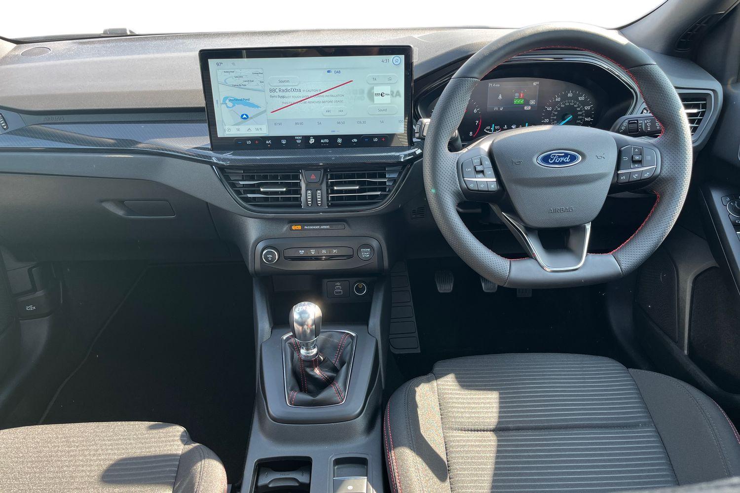 Ford FOCUS Photo 9
