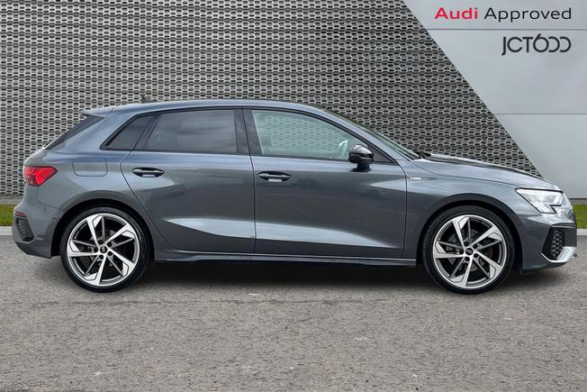 AUDI A3 Photo 4