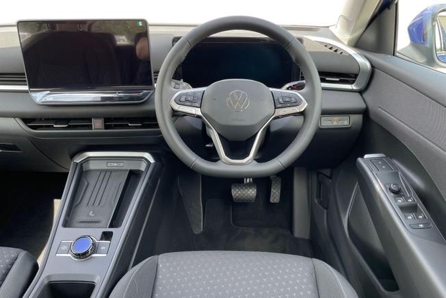 VOLKSWAGEN T-Roc Photo 11