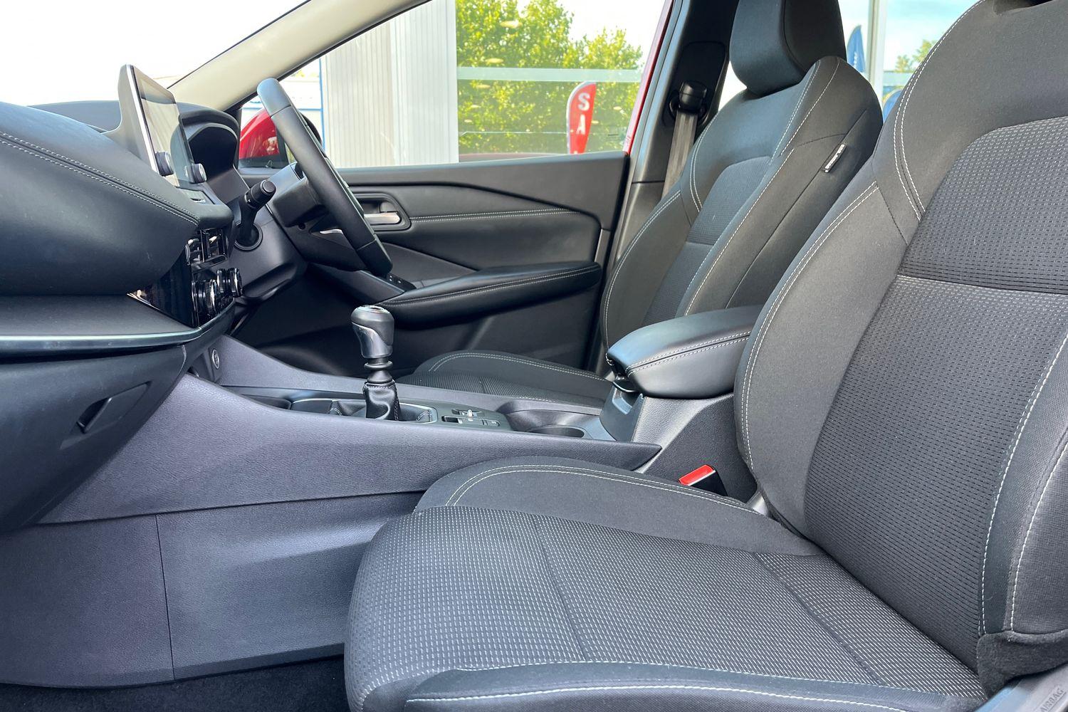 Nissan QASHQAI Photo 18