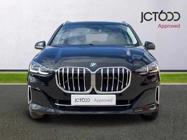 BMW 2 Series Active Tourer Photo 8