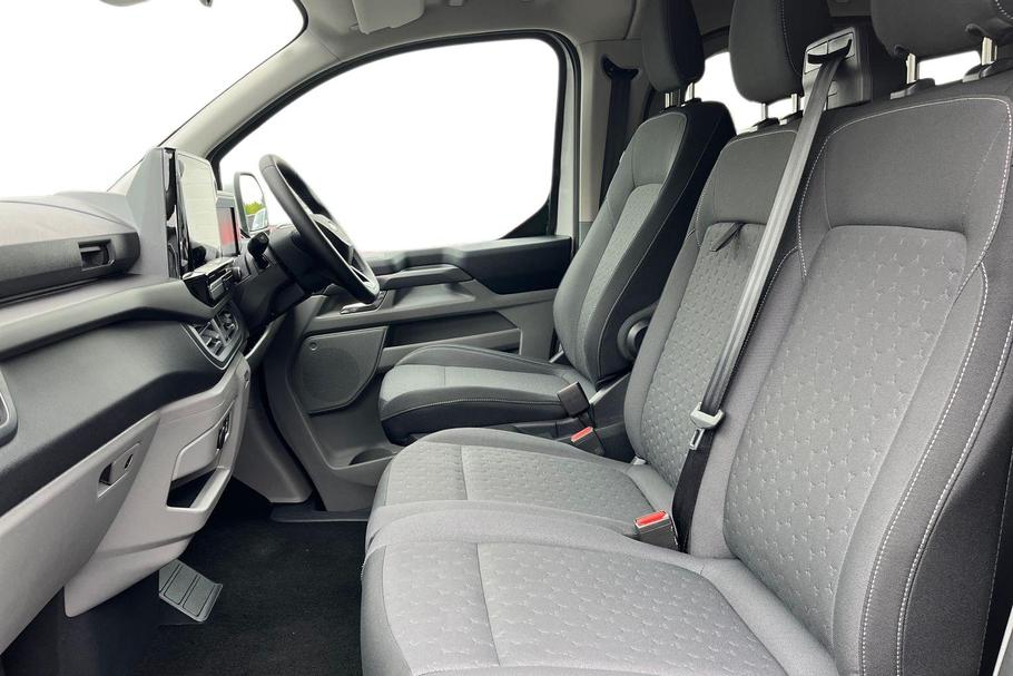 Used Ford TOURNEO CUSTOM LA74UFT 10