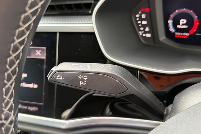 Audi Q3 Photo 46