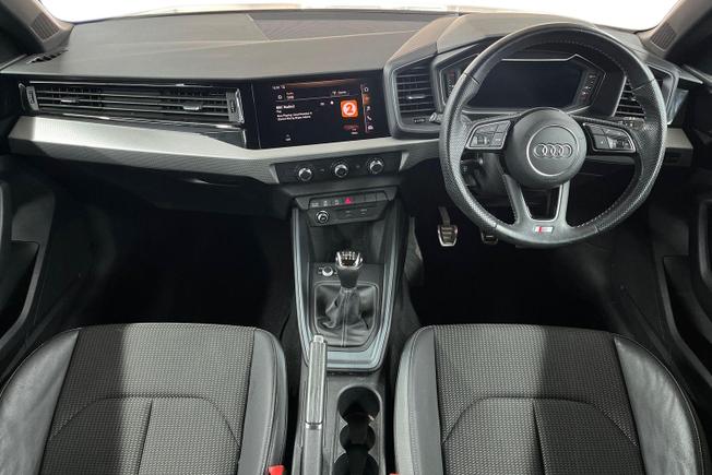 AUDI A1 Photo 10